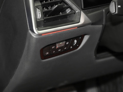 2022款 eDrive 35 L