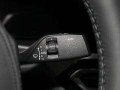 2022款 eDrive 35 L