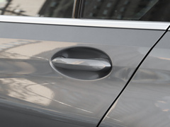 2022款 eDrive 35 L