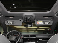 2022款 45 TFSI quattro S-line 见远型流晶套装
