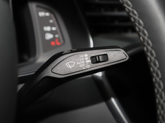 2022款 45 TFSI quattro S-line 见远型流晶套装