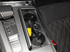2022款 45 TFSI quattro S-line 见远型流晶套装