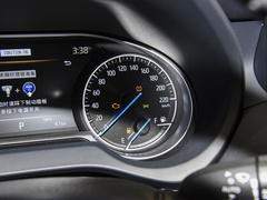 2022款 双擎 2.5L CVT两驱豪华版