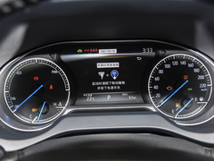 2022款 双擎 2.5L CVT两驱豪华版