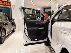 2022款 双擎 2.5L CVT两驱豪华版