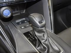 2022款 双擎 2.5L CVT两驱豪华版