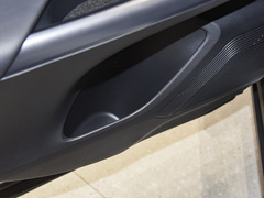 2022款 双擎 2.5L CVT两驱豪华版