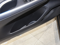 2022款 双擎 2.5L CVT两驱豪华版