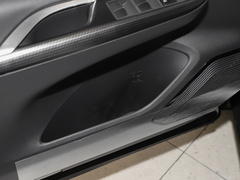 2022款 双擎 2.5L CVT两驱尊贵版