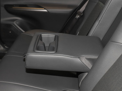 2022款 双擎 2.5L CVT两驱尊贵版