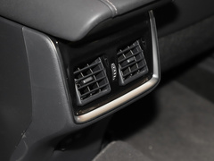 2022款 双擎 2.5L CVT两驱尊贵版