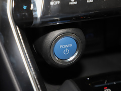 2022款 双擎 2.5L CVT两驱尊贵版