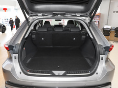 2022款 双擎 2.5L CVT两驱尊贵版