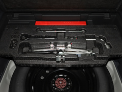 2022款 双擎 2.5L CVT两驱尊贵版
