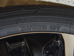 2022款 双擎 2.5L CVT四驱至尊版