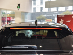 2022款 双擎 2.5L CVT四驱至尊版