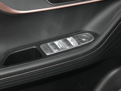 2022款 1.5T CVT驭界版