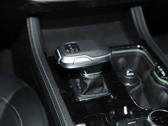 2022款 2.0T 自动四驱环塔冠军版