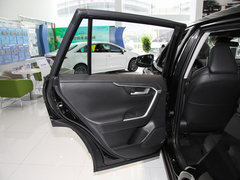 2022款 双擎 2.5L 两驱豪华PLUS版 