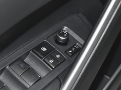 2022款 2.0L 旗舰版