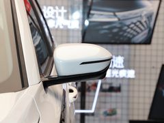 2022款 第二代 2.0T 自动领航型 