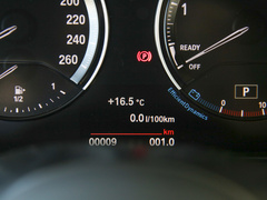 2022款 xDrive25Li 尊享型