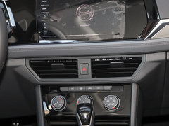 2022款 280TSI DSG超越版