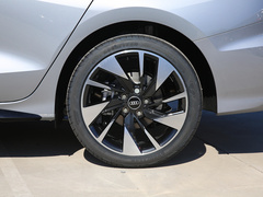 2022款 A3L Limousine 35 TFSI 时尚运动型