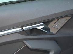 2022款 A3L Limousine 35 TFSI 时尚运动型