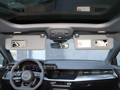 2022款 A3L Limousine 35 TFSI 时尚运动型