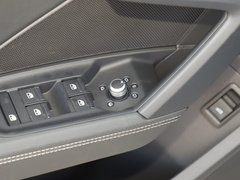 2022款 A3L Limousine 35 TFSI 时尚运动型