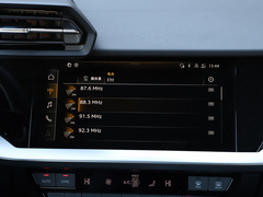 2022款 A3L Limousine 35 TFSI 时尚运动型