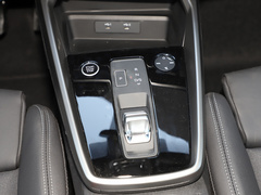 2022款 A3L Limousine 35 TFSI 时尚运动型