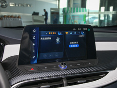 2022款 插电混动 互联智慧型
