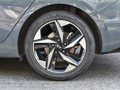 2022款 1.5L CVT TOP旗舰版