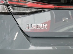 2022款 1.5L CVT LUX尊贵版