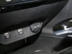 2022款 1.5L CVT LUX尊贵版
