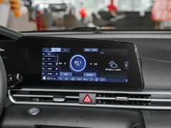 2022款 1.5L CVT LUX尊贵版