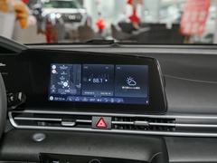 2022款 1.5L CVT LUX尊贵版