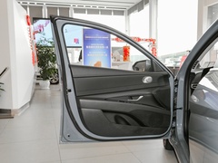 2022款 1.5L CVT LUX尊贵版