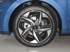 2022款 1.5L CVT LUX尊贵版
