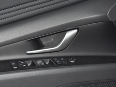 2022款 1.5L CVT LUX尊贵版