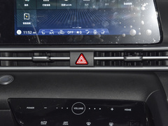 2022款 1.5L CVT LUX尊贵版