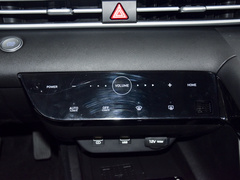 2022款 1.5L CVT LUX尊贵版
