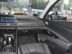 2022款 1.5L CVT LUX尊贵版
