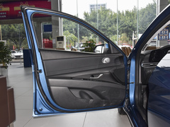 2022款 1.5L CVT LUX尊贵版
