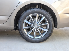 2022款 1.5L 自动舒享版