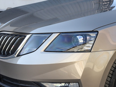 2022款 1.5L 自动舒享版