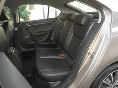 2022款 1.5L 自动舒享版
