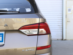 2022款 1.5L 自动舒享版